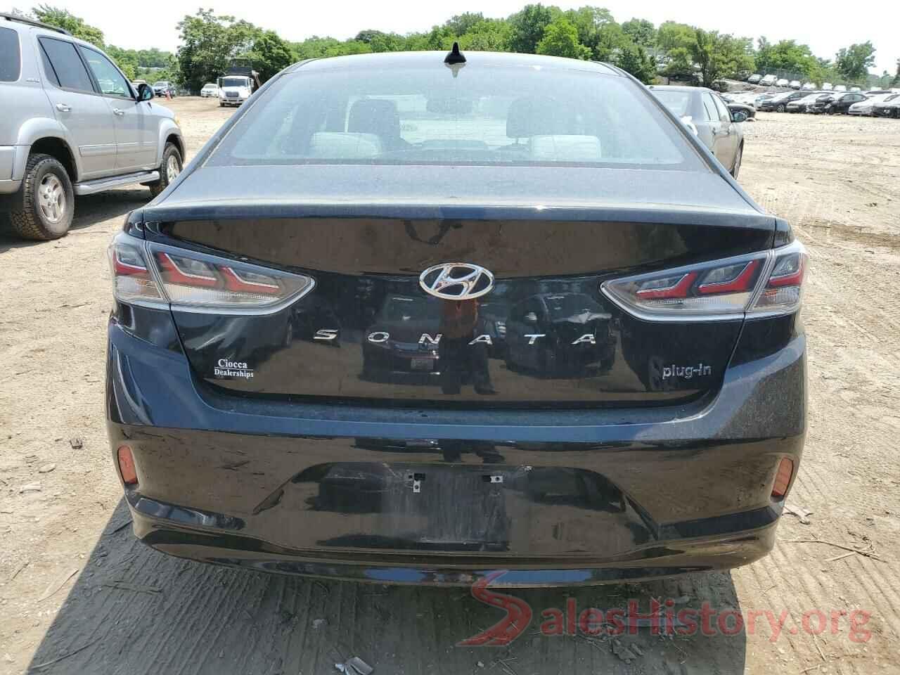 KMHE14L24KA092598 2019 HYUNDAI SONATA