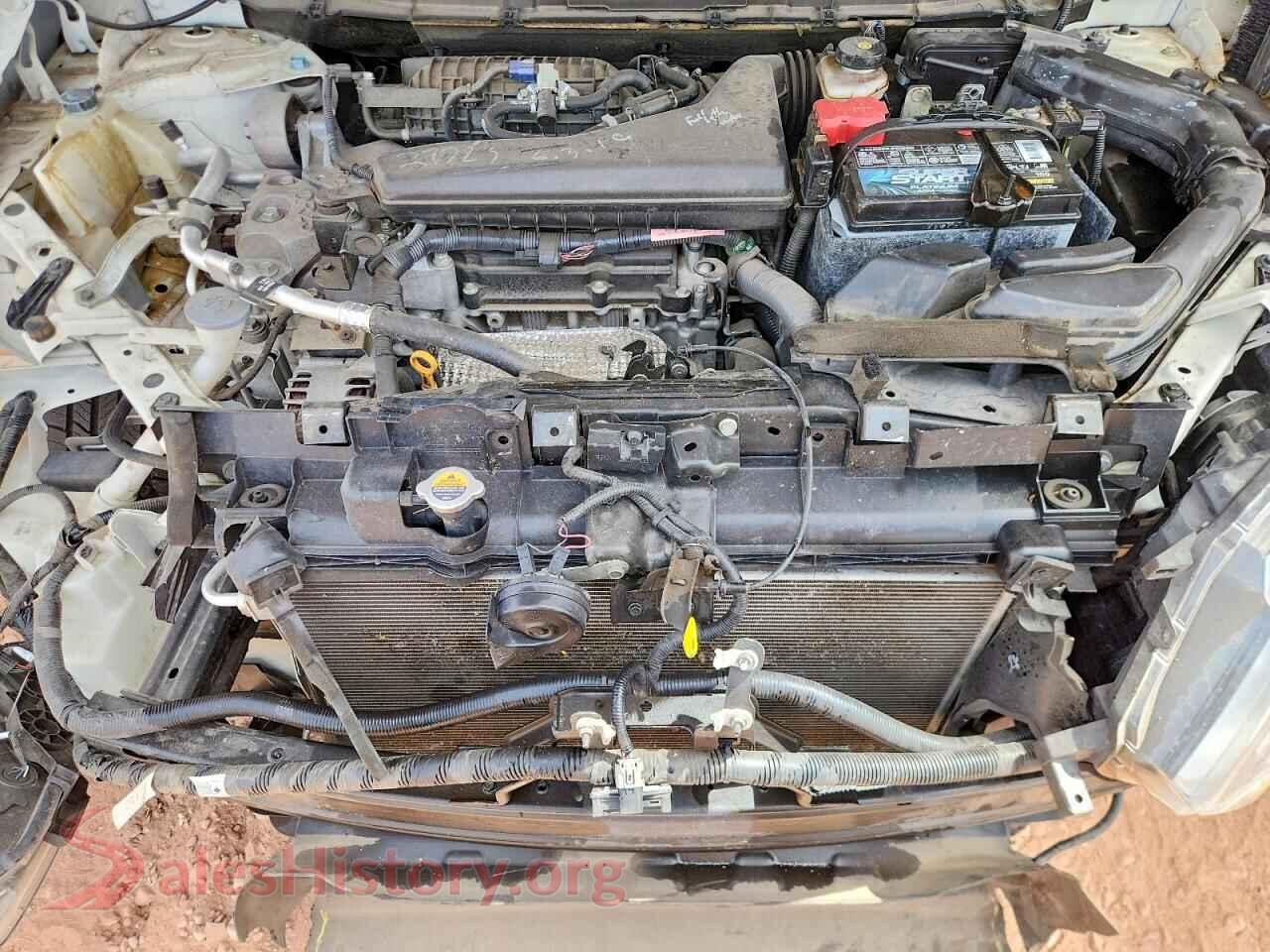 2018 NISSAN ROGUE VIN 5N1AT2MV6JC780143, wheel and tire