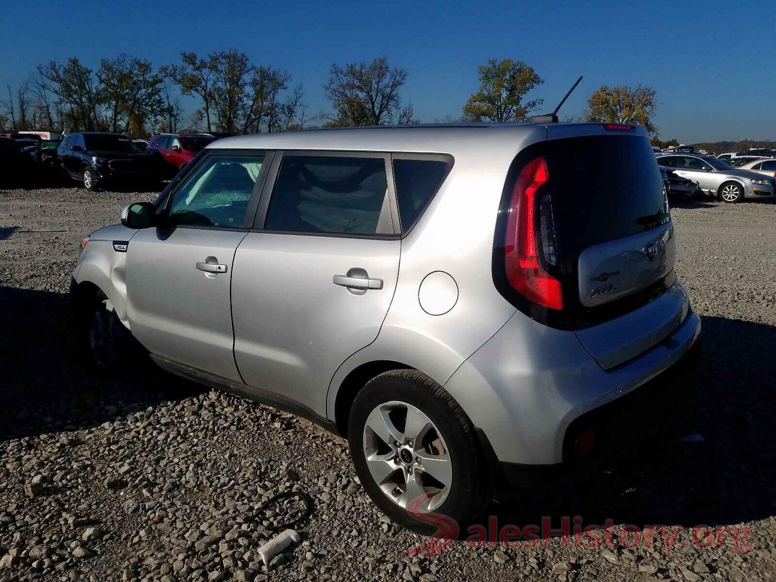 KNDJN2A20J7607736 2018 KIA SOUL