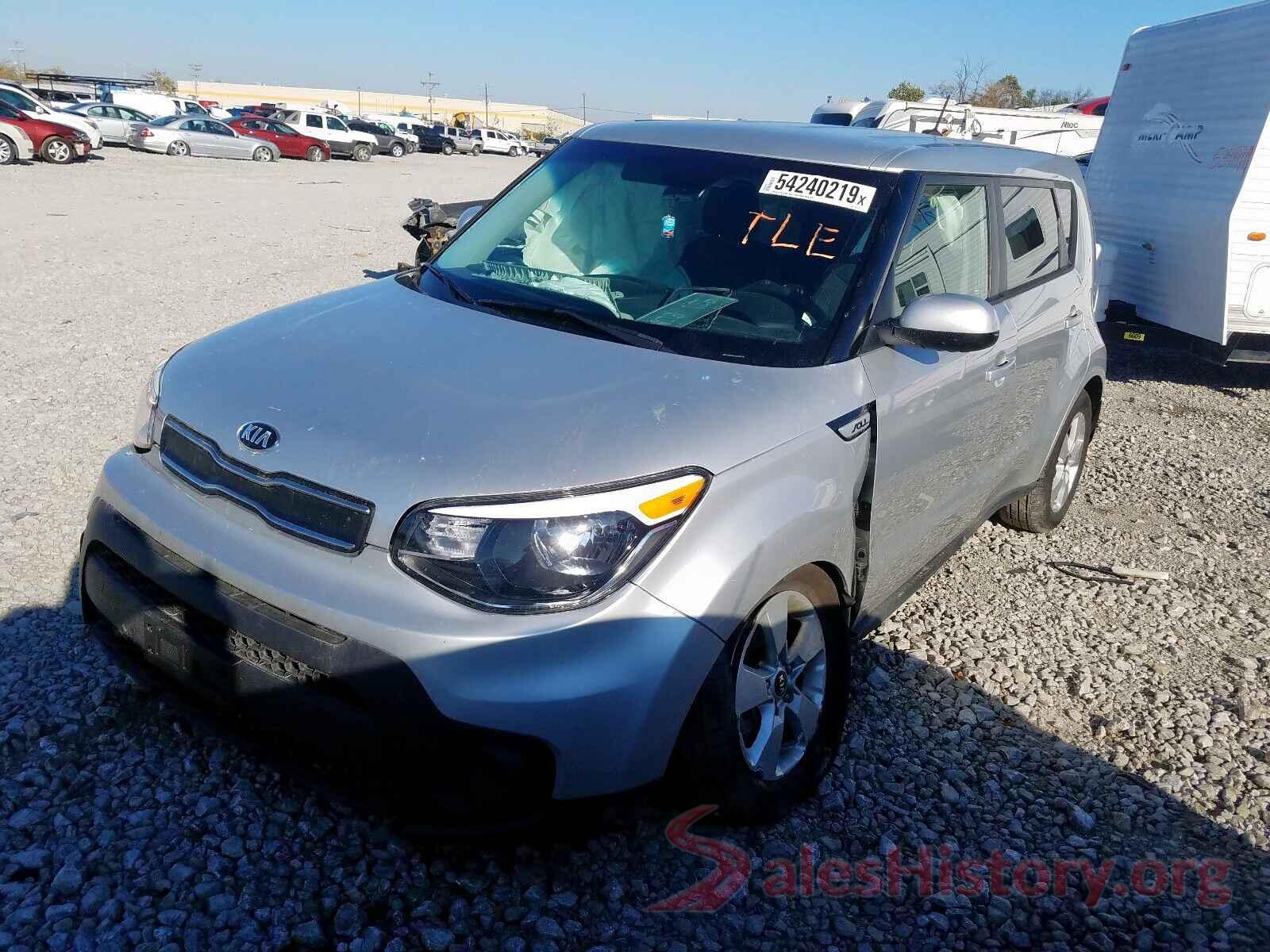 KNDJN2A20J7607736 2018 KIA SOUL