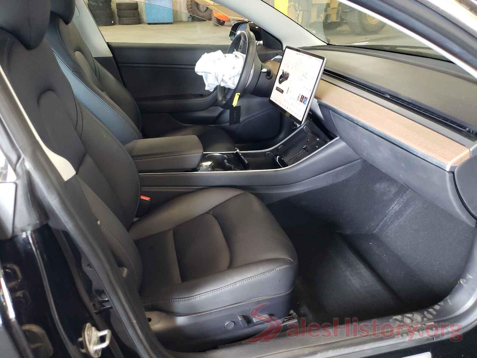 5YJ3E1EB2JF093928 2018 TESLA MODEL 3