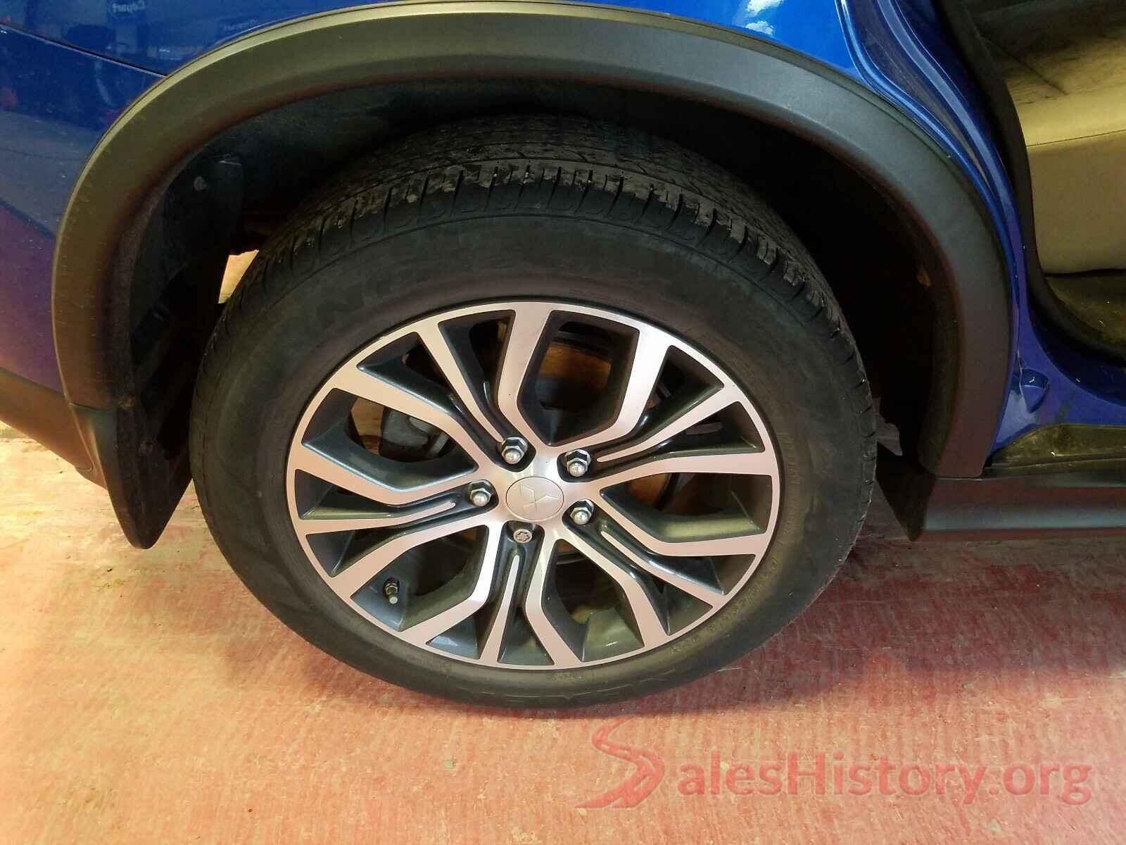 JA4AR3AU4HZ044887 2017 MITSUBISHI OUTLANDER