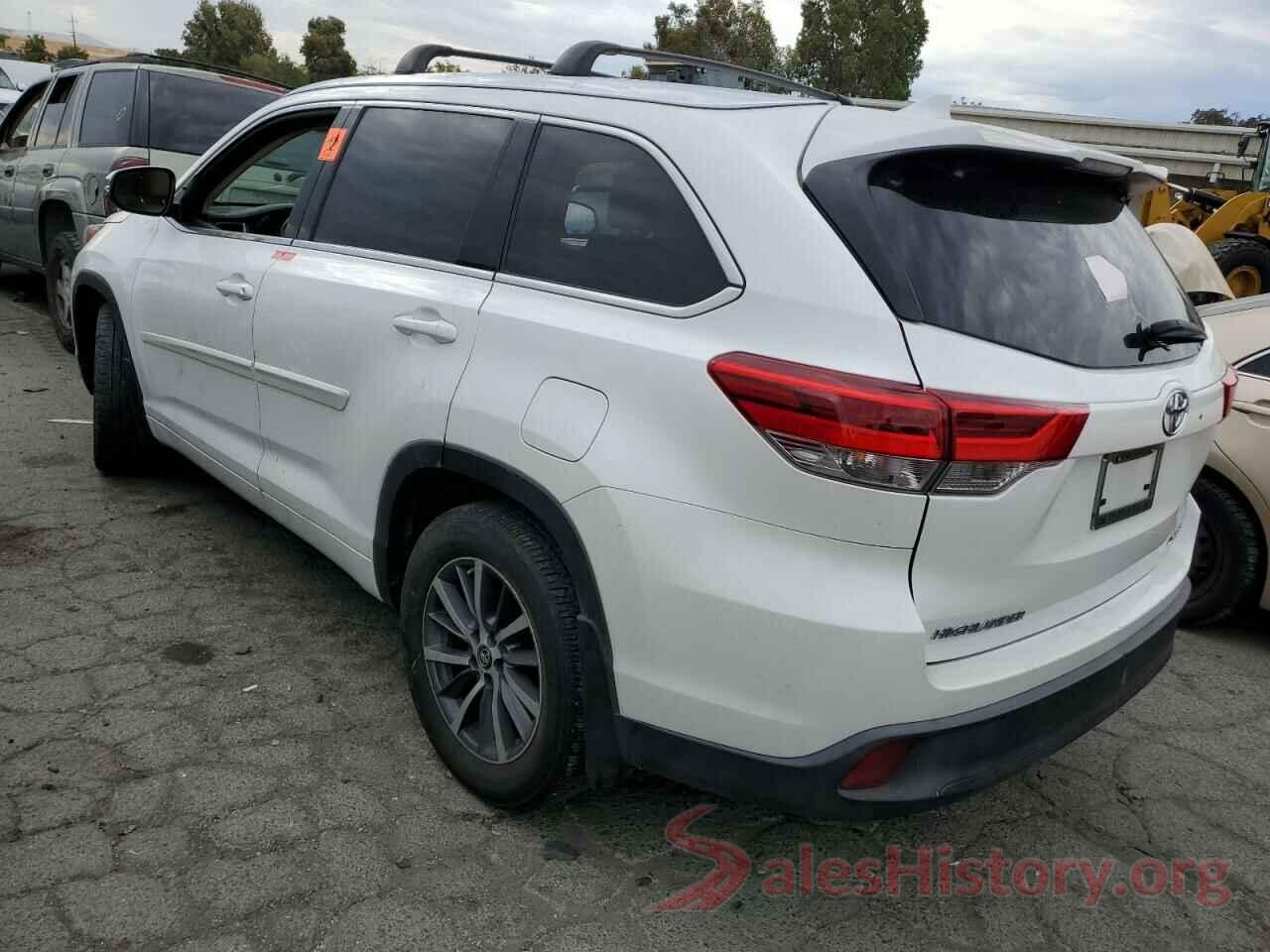 5TDJZRFH8HS391242 2017 TOYOTA HIGHLANDER