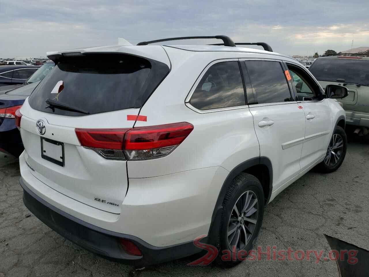 5TDJZRFH8HS391242 2017 TOYOTA HIGHLANDER