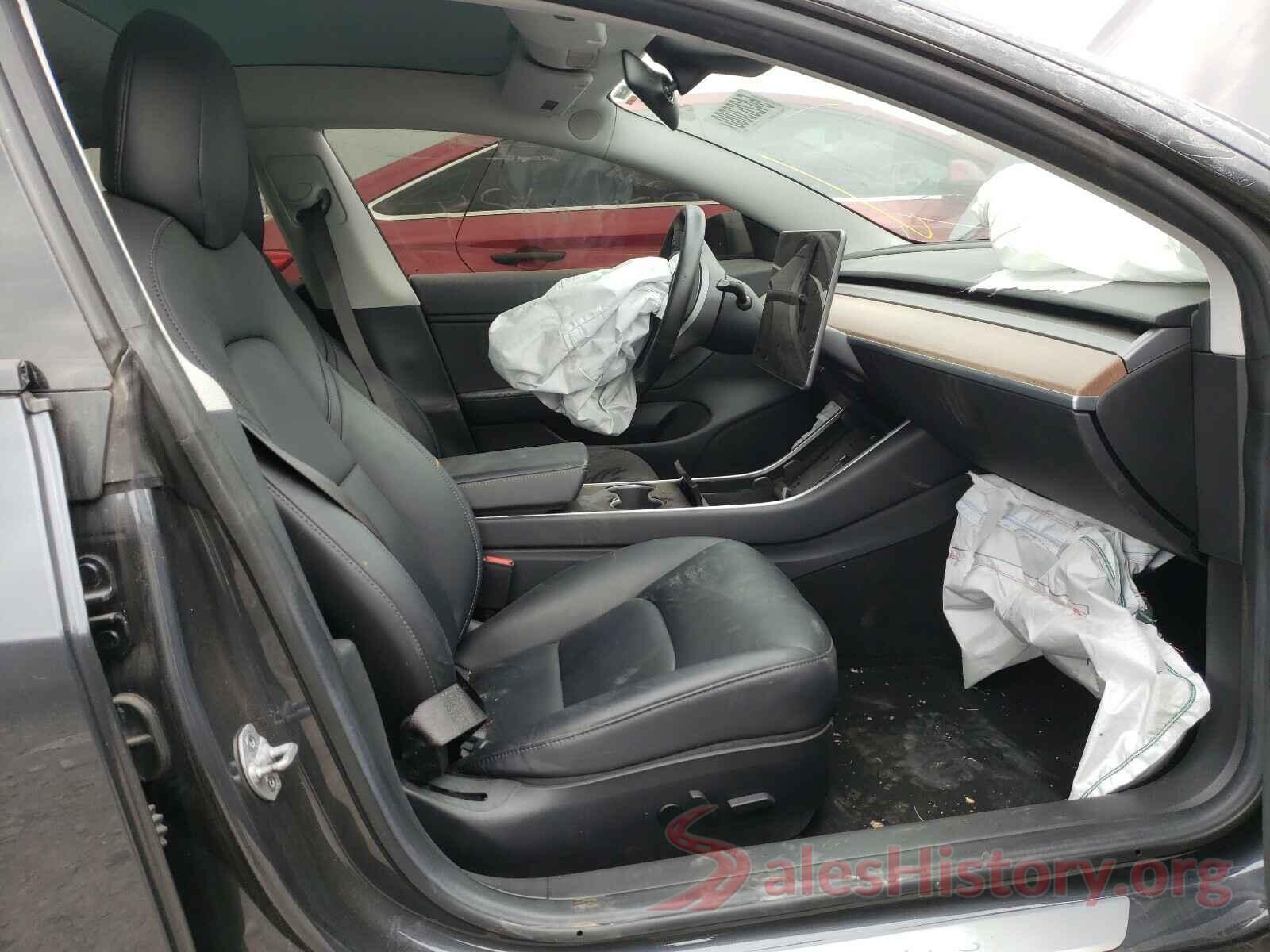 5YJ3E1EB1JF082919 2018 TESLA MODEL 3