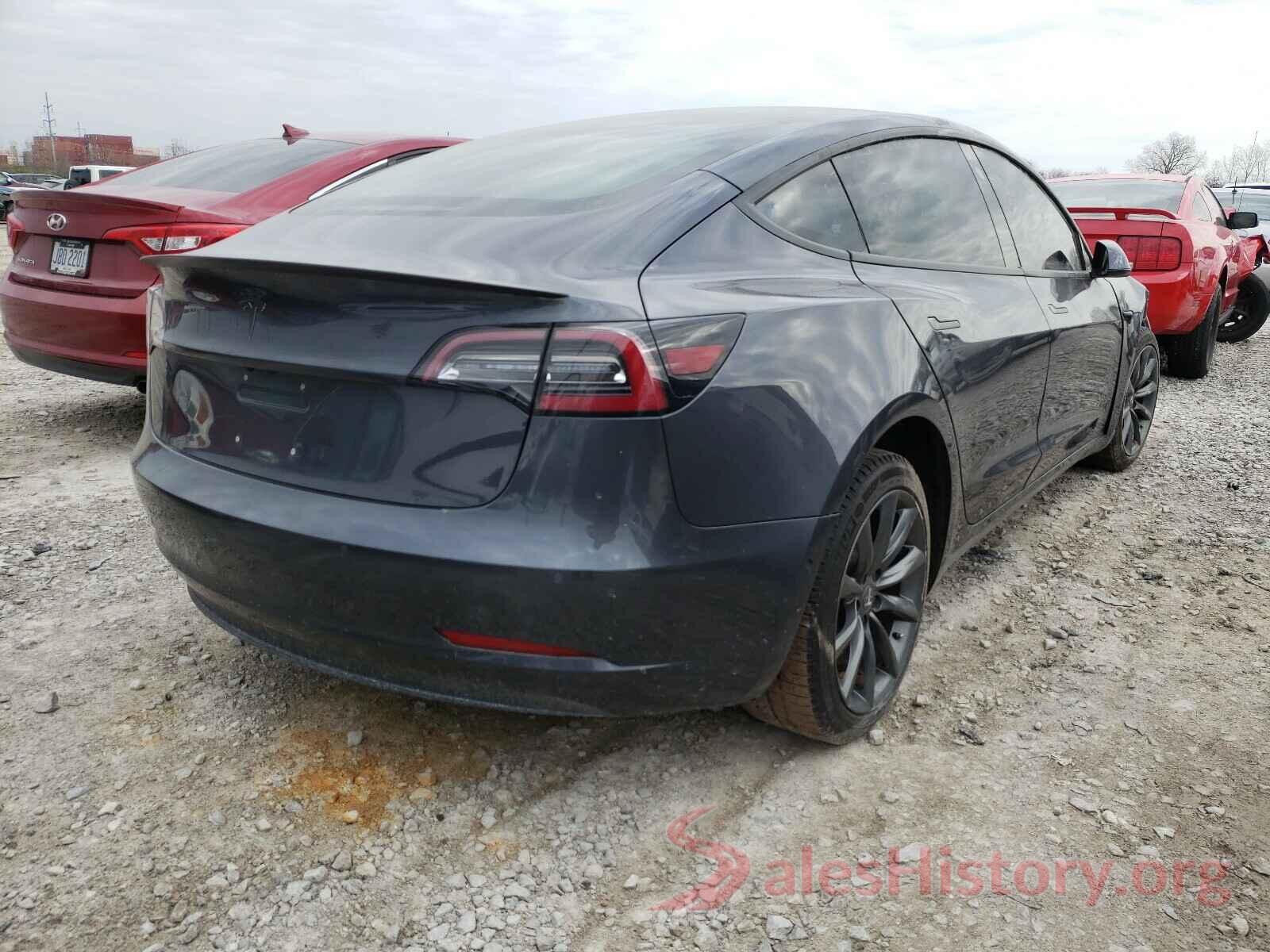 5YJ3E1EB1JF082919 2018 TESLA MODEL 3