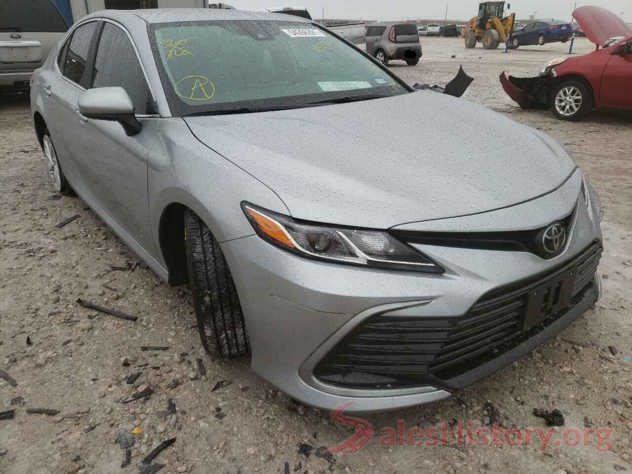 4T1C11AK9MU455262 2021 TOYOTA CAMRY