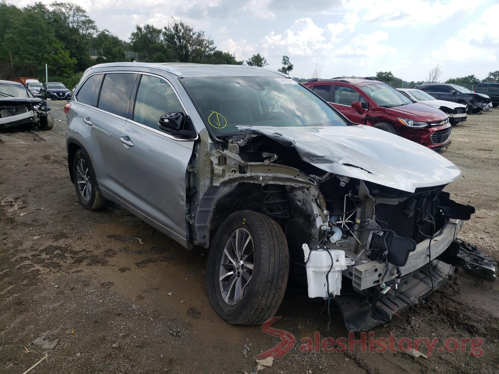 5TDJZRFH4HS405587 2017 TOYOTA HIGHLANDER