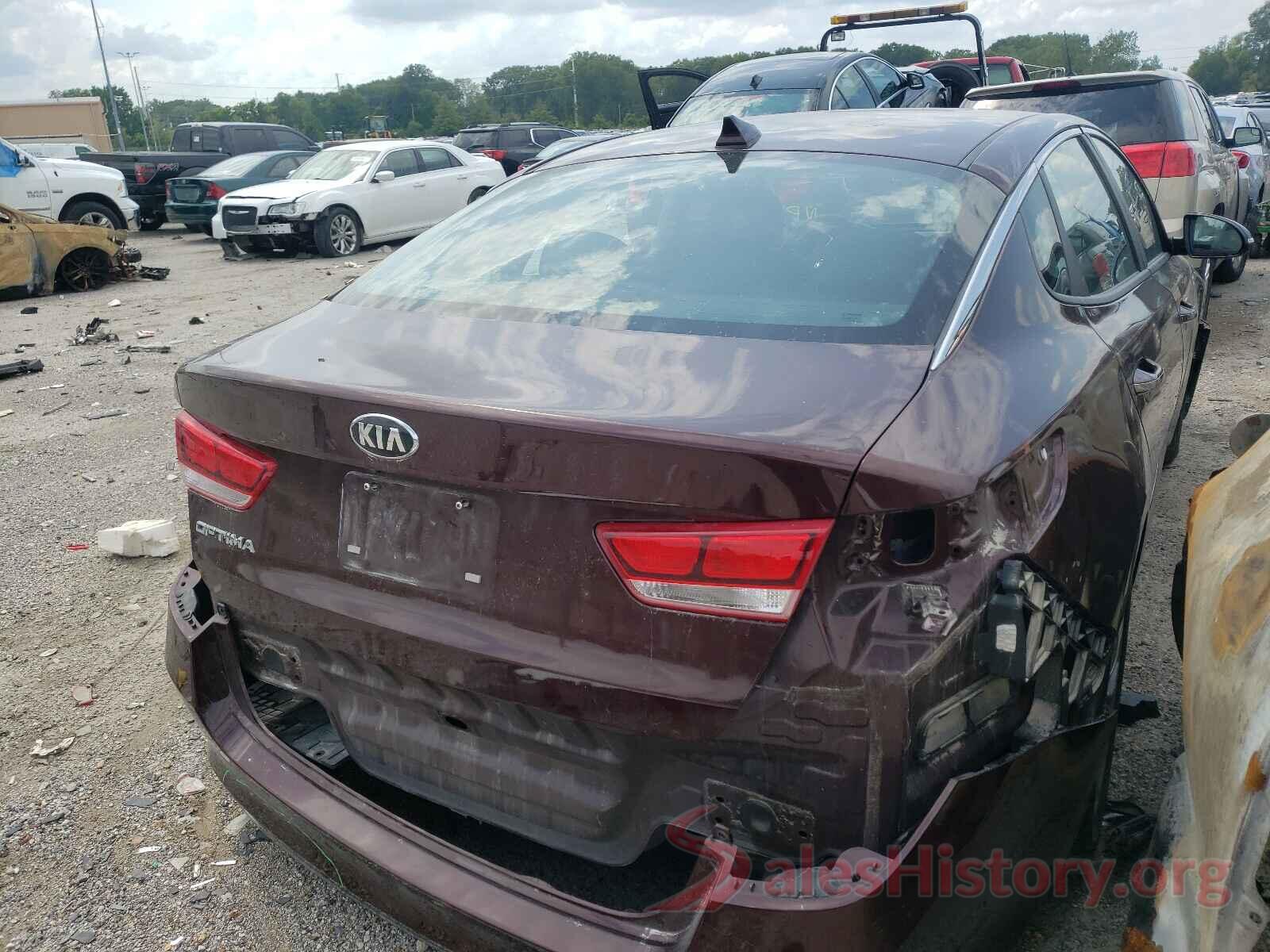 5XXGT4L32JG258555 2018 KIA OPTIMA