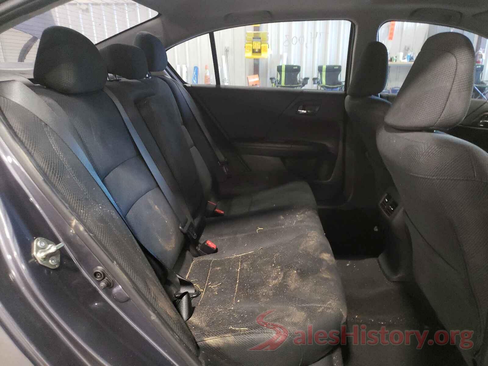 1HGCR2F78HA236633 2017 HONDA ACCORD