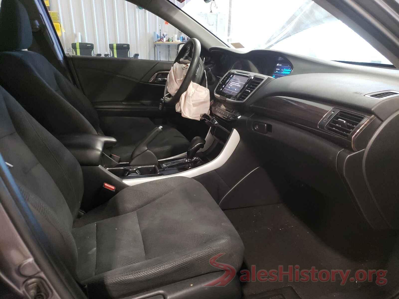 1HGCR2F78HA236633 2017 HONDA ACCORD