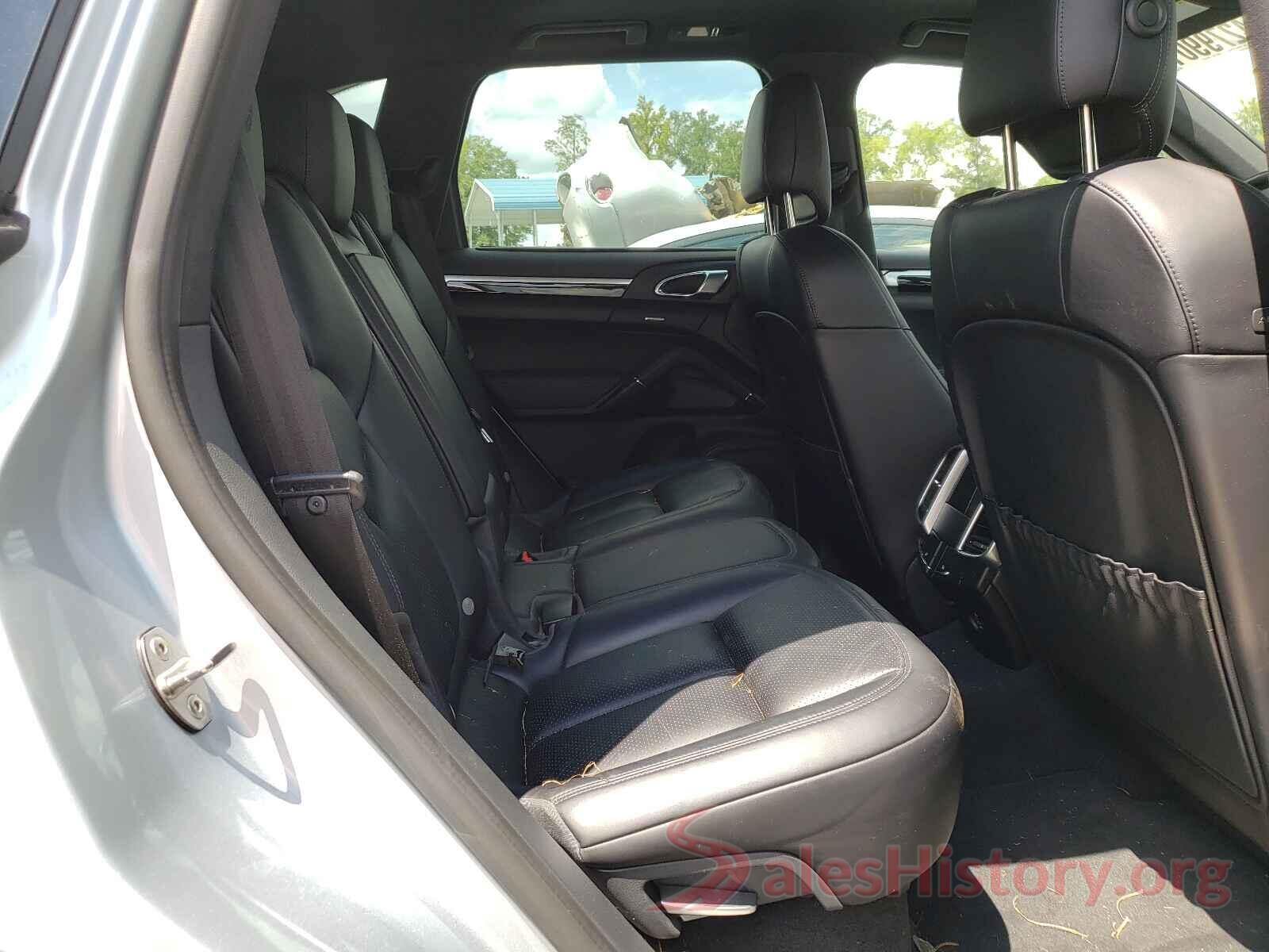 WP1AA2A28HKA91367 2017 PORSCHE CAYENNE