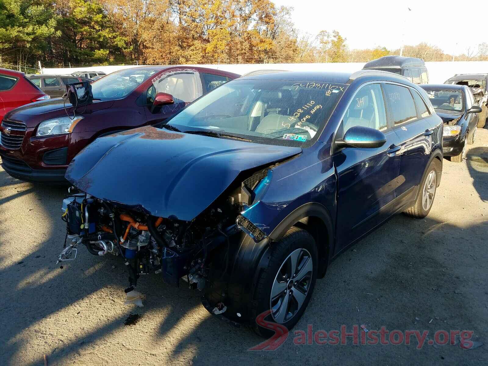 KNDCB3LC6K5356179 2019 KIA NIRO