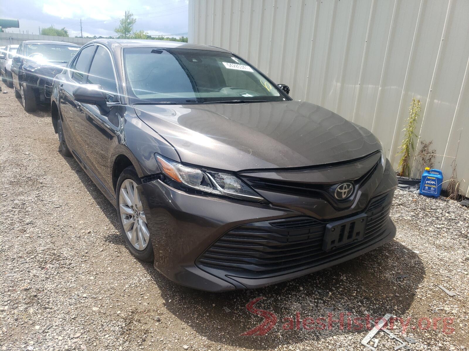 JTNB11HK8J3033504 2018 TOYOTA CAMRY