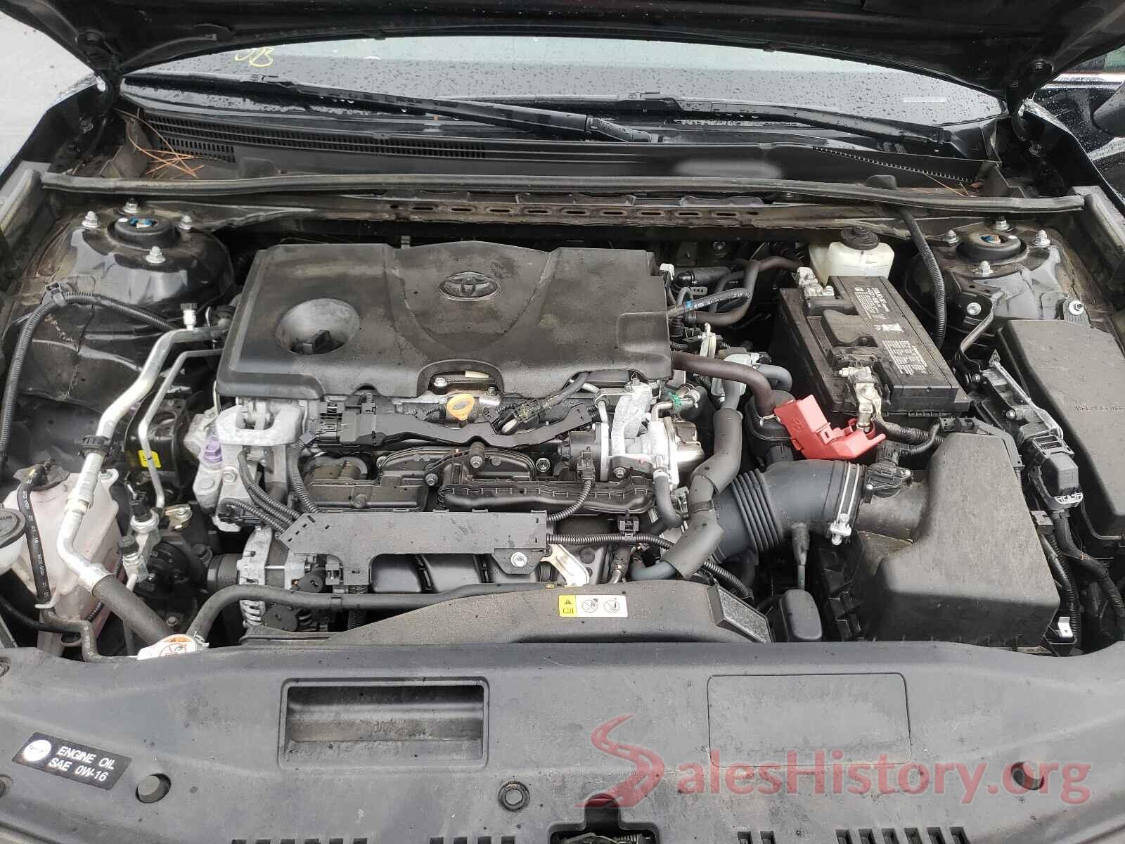 4T1B11HK4JU633558 2018 TOYOTA CAMRY