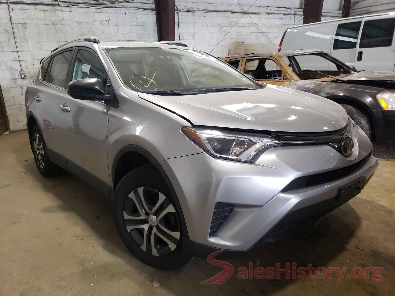 2T3BFREV9JW722113 2018 TOYOTA RAV4