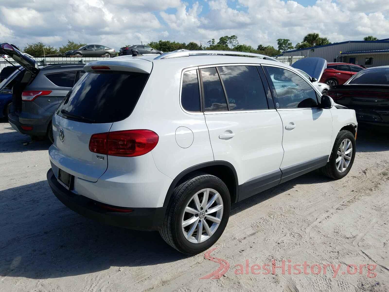 WVGRV7AXXHK022693 2017 VOLKSWAGEN TIGUAN