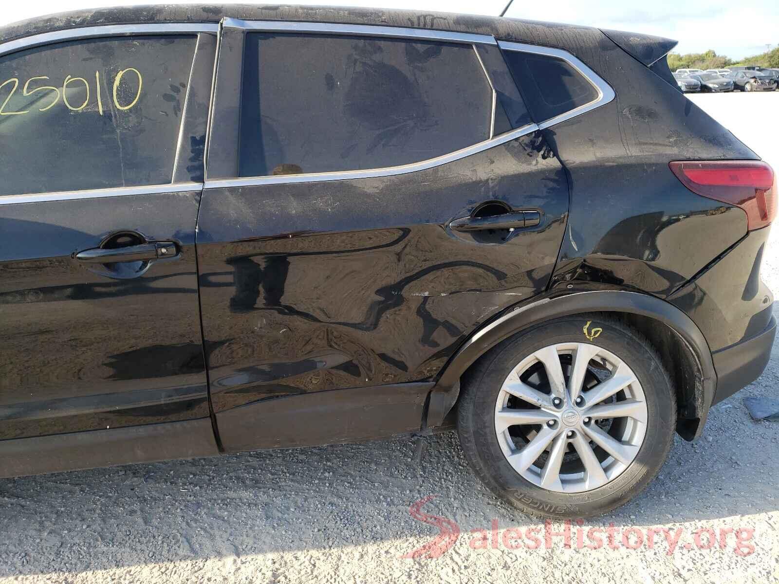 JN1BJ1CP7JW153822 2018 NISSAN ROGUE