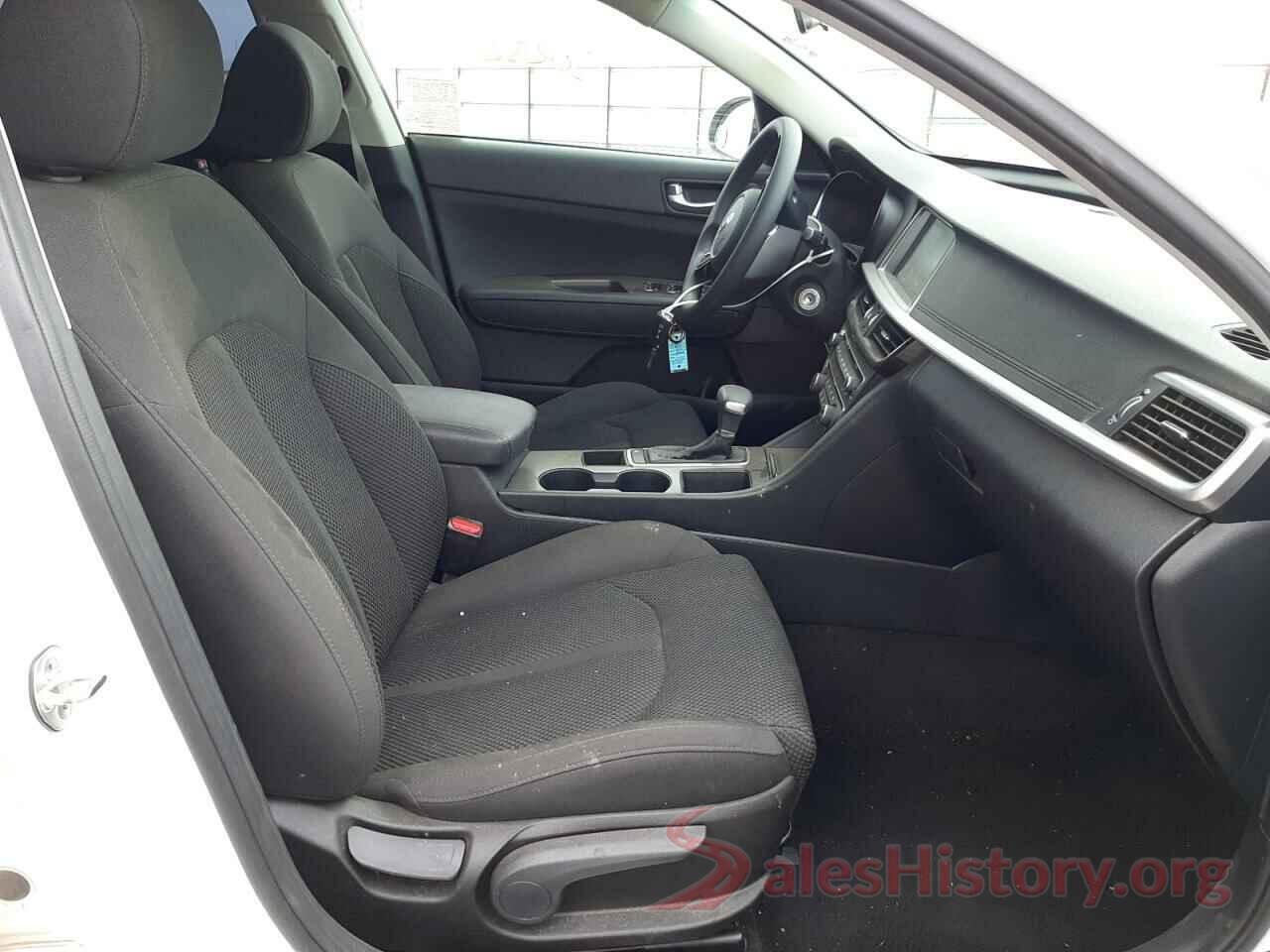 5XXGT4L38KG371864 2019 KIA OPTIMA