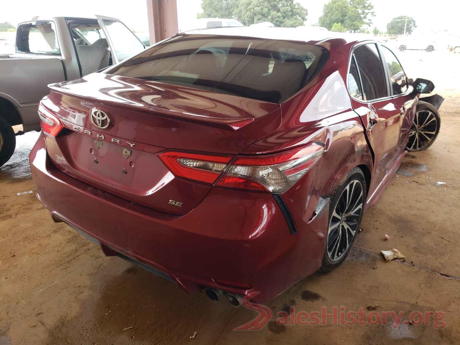 4T1B11HK1JU518500 2018 TOYOTA CAMRY