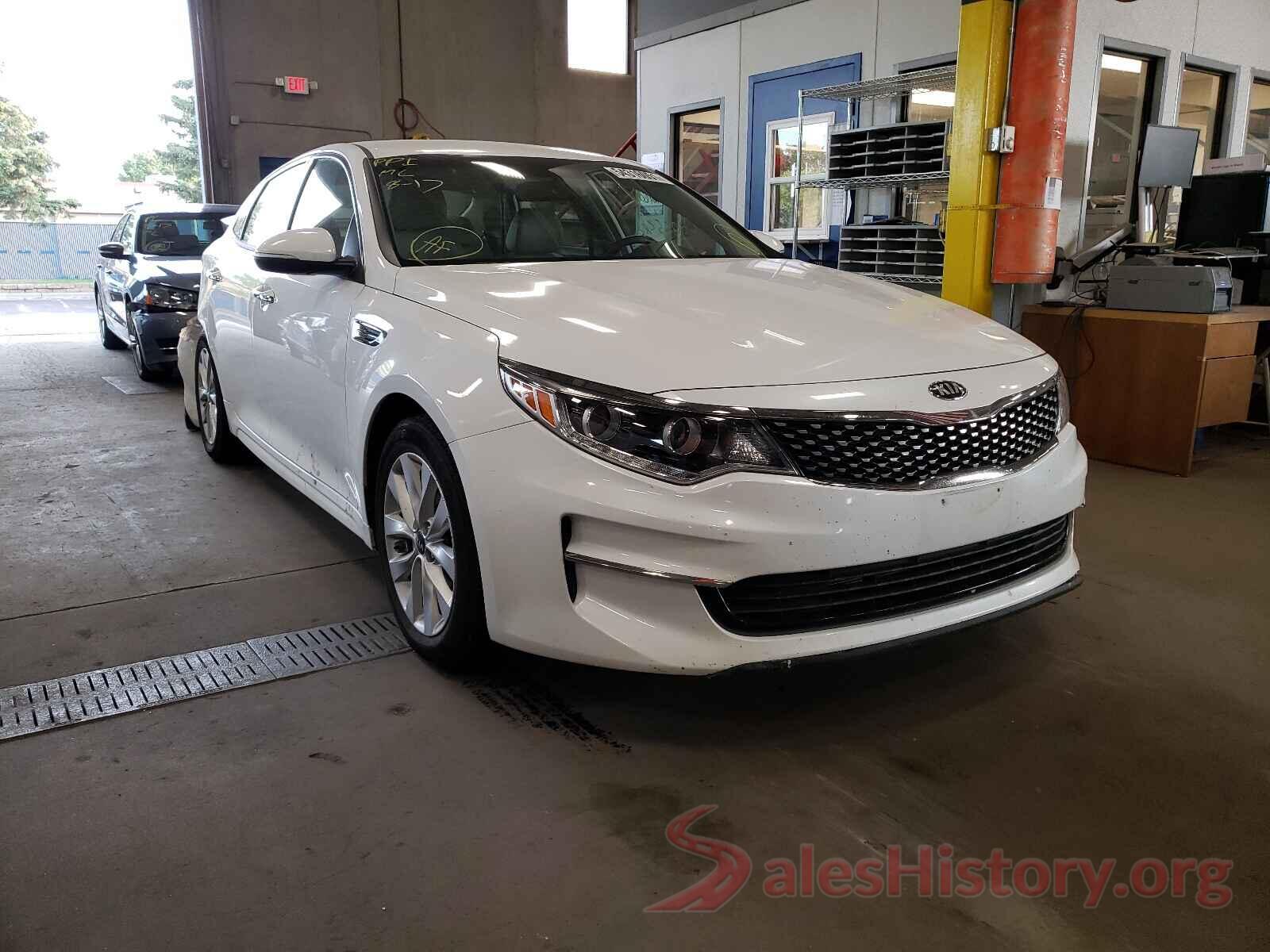 5XXGU4L33HG148654 2017 KIA OPTIMA