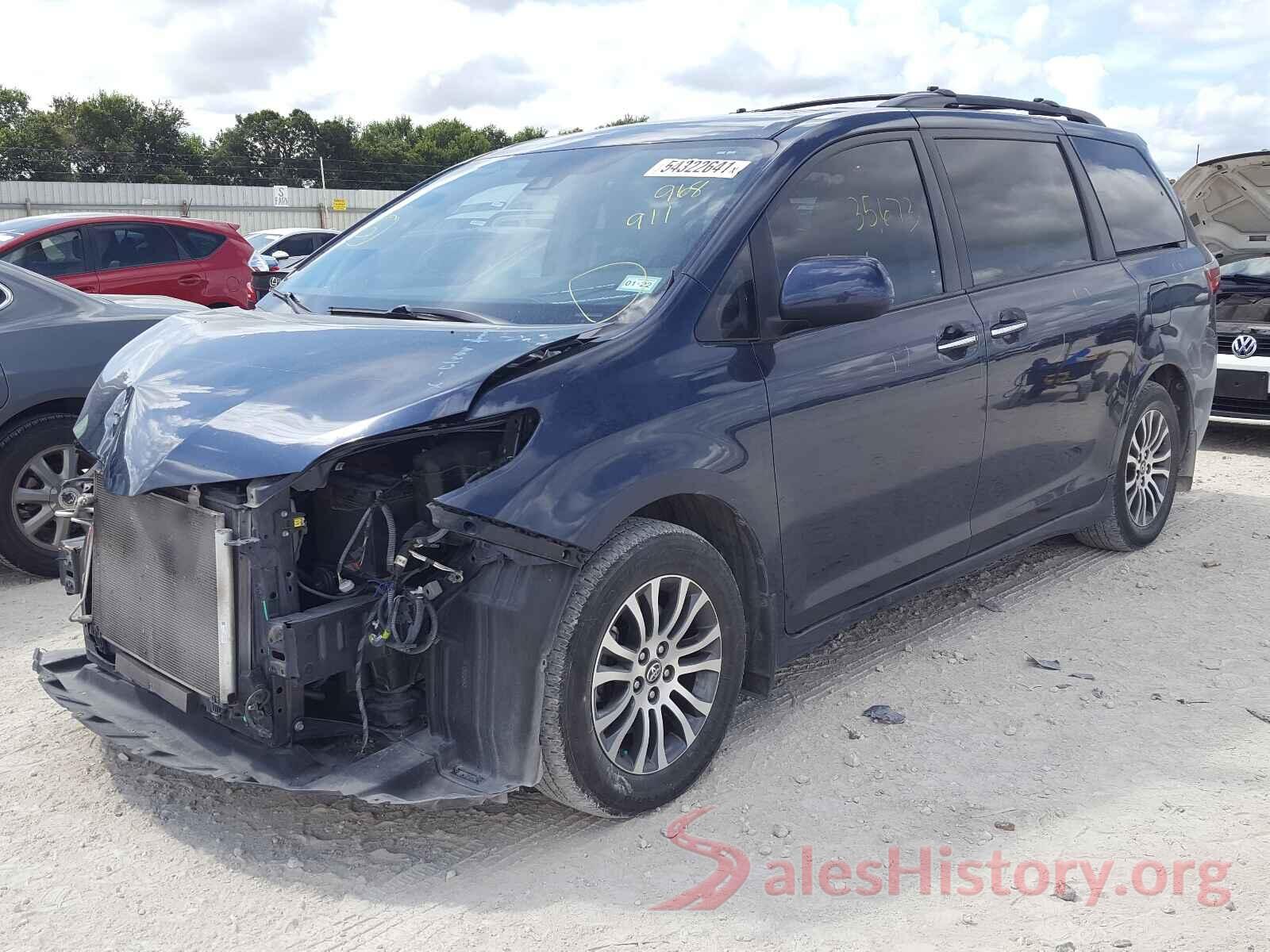 5TDYZ3DC4KS968911 2019 TOYOTA SIENNA