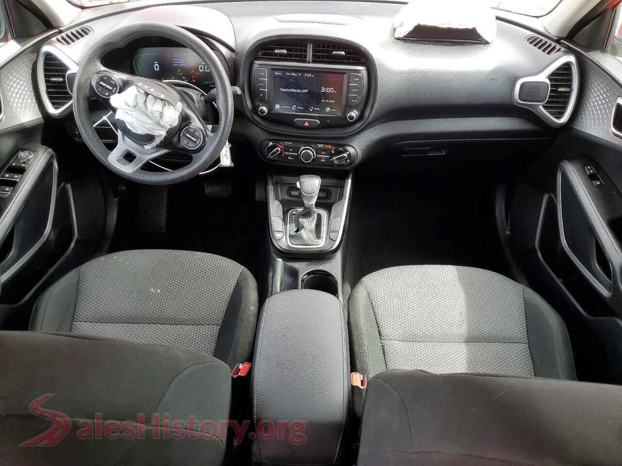 2023 KIA SOUL VIN KNDJ23AU7P7208007, interior dashboard