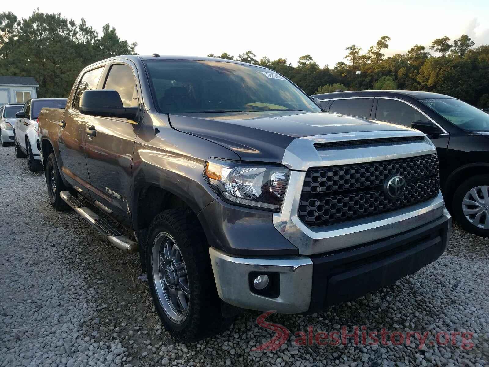 5TFEM5F1XKX135715 2019 TOYOTA TUNDRA