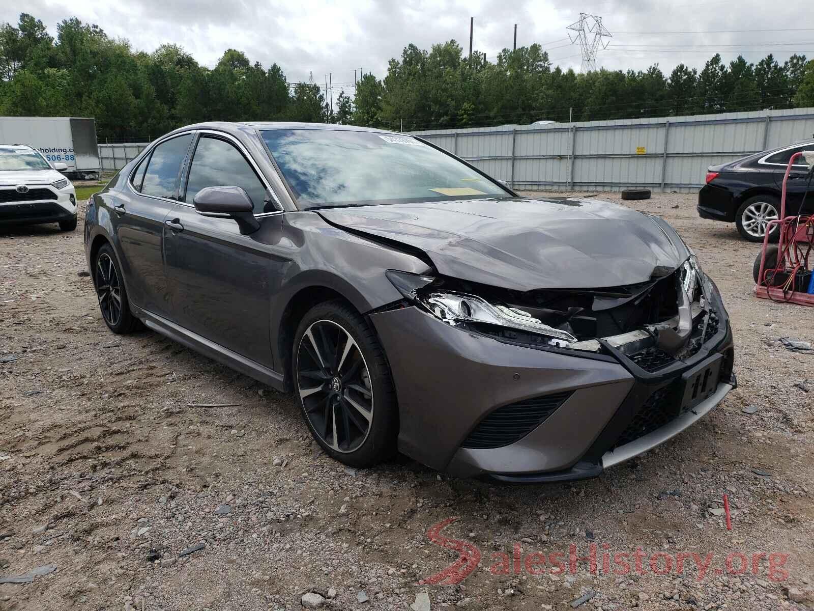 4T1B61HK3JU108279 2018 TOYOTA CAMRY