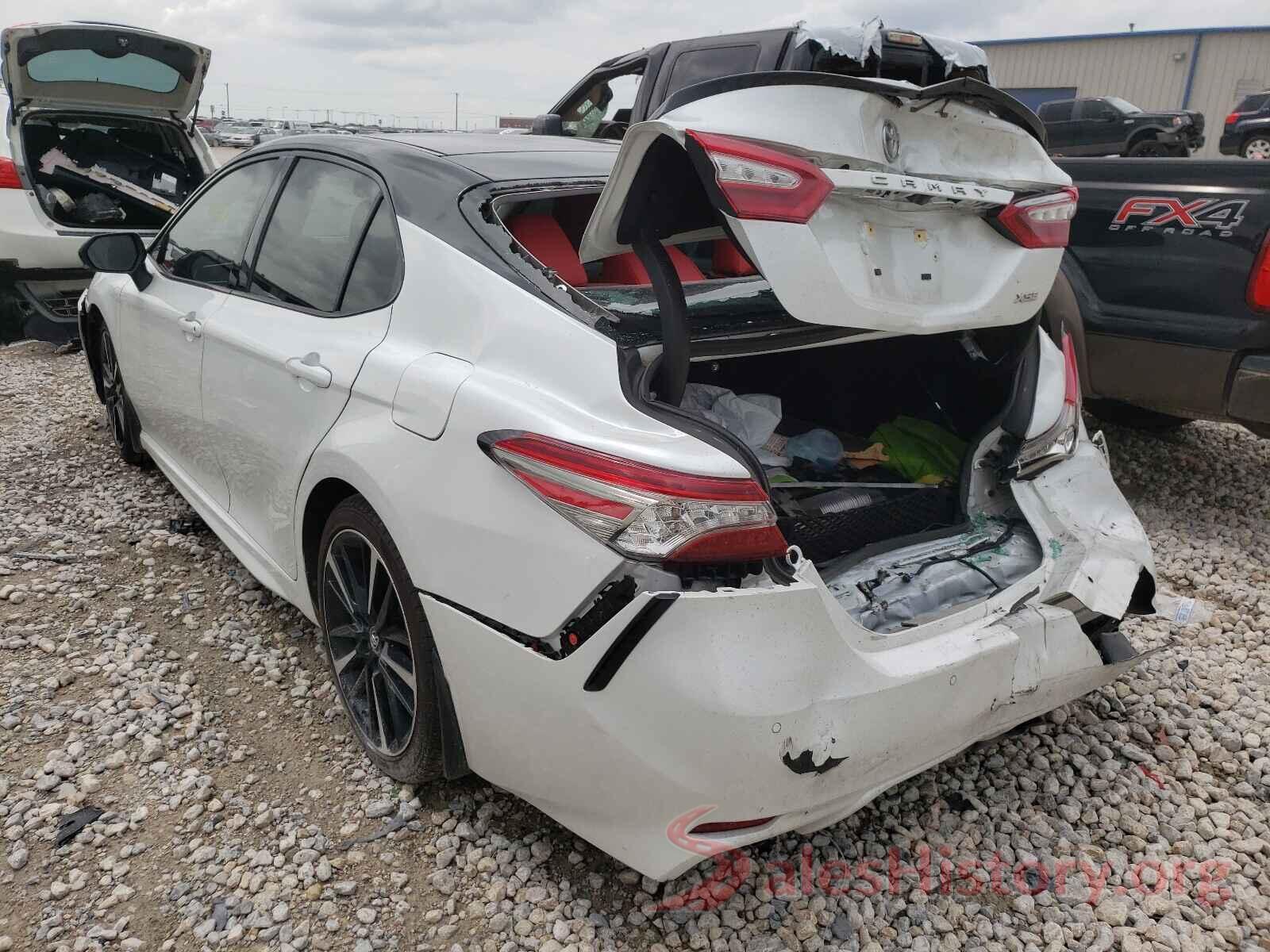 4T1B61HK5JU122975 2018 TOYOTA CAMRY