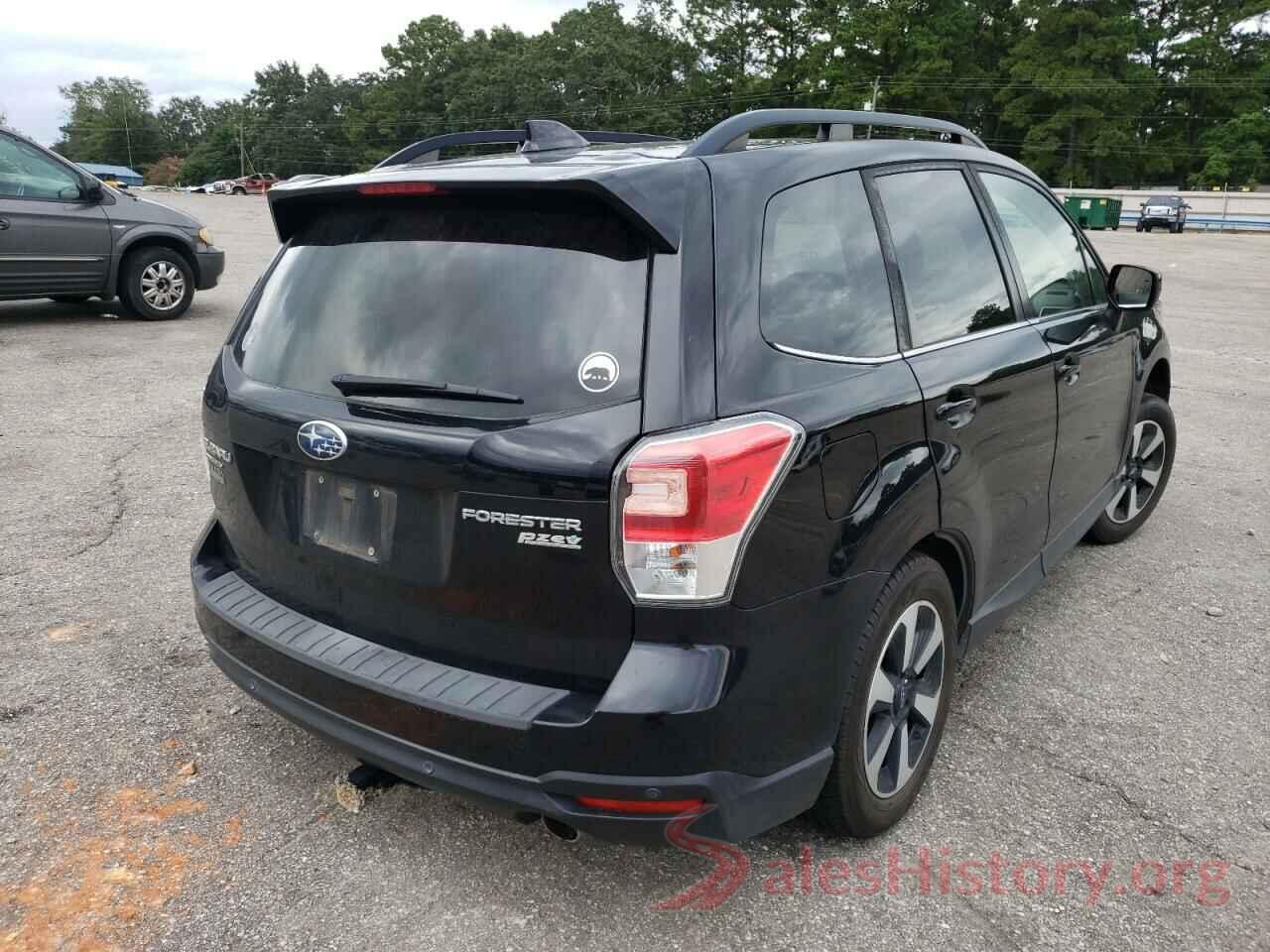 JF2SJARC1HH437061 2017 SUBARU FORESTER