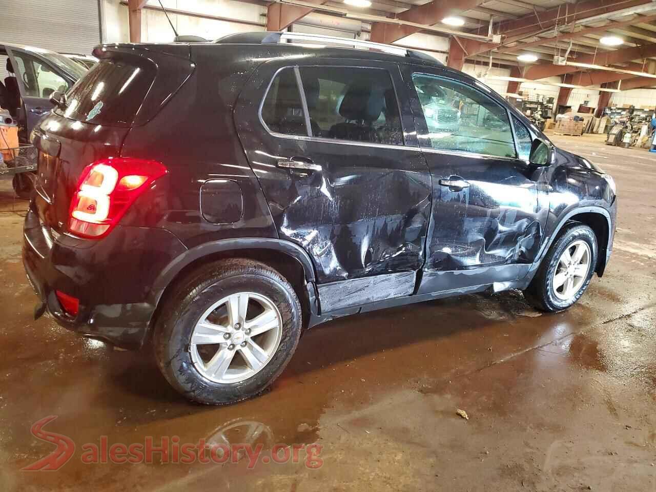 2020 CHEVROLET TRAX VIN KL7CJPSB9LB033067, right side view