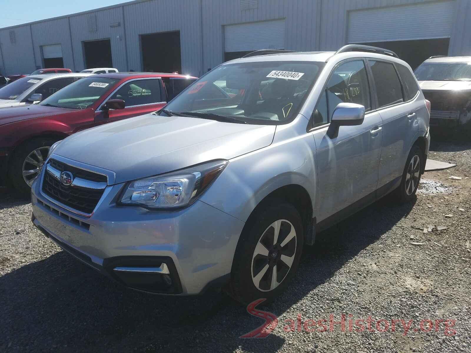 JF2SJAGC7JH507994 2018 SUBARU FORESTER