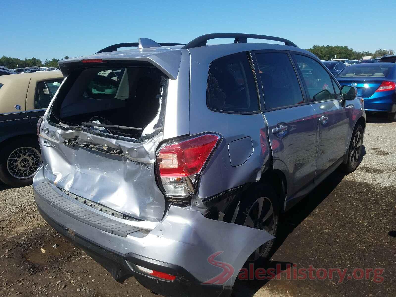 JF2SJAGC7JH507994 2018 SUBARU FORESTER