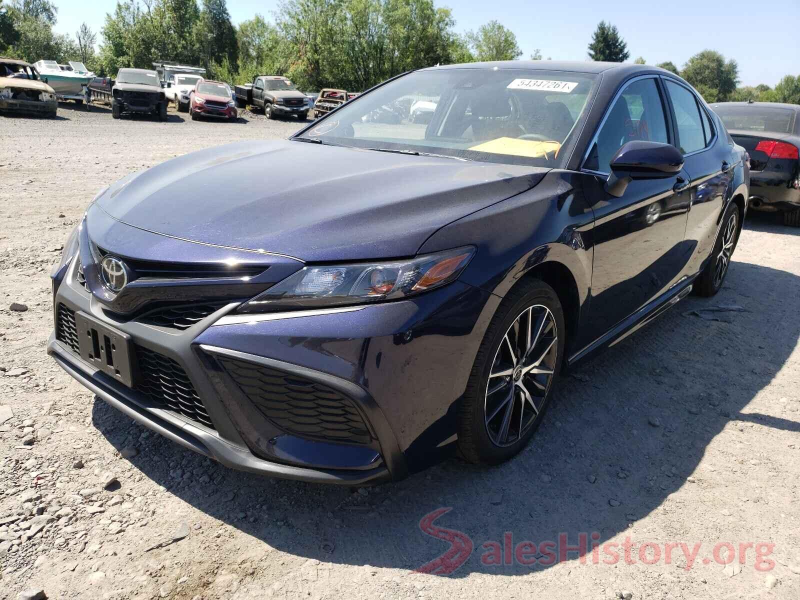 4T1G11AK6MU561377 2021 TOYOTA CAMRY