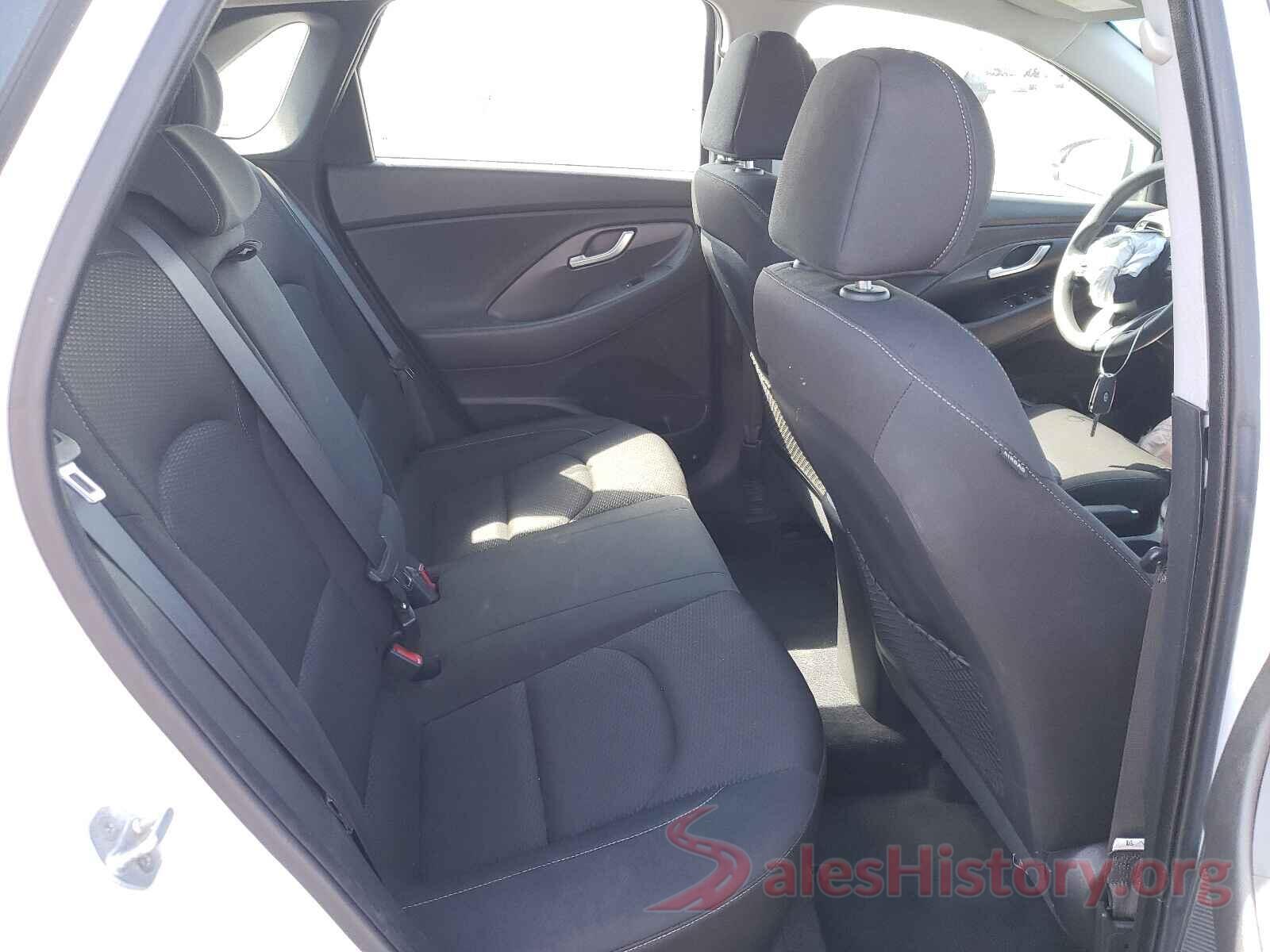 KMHH35LE5JU049506 2018 HYUNDAI ELANTRA