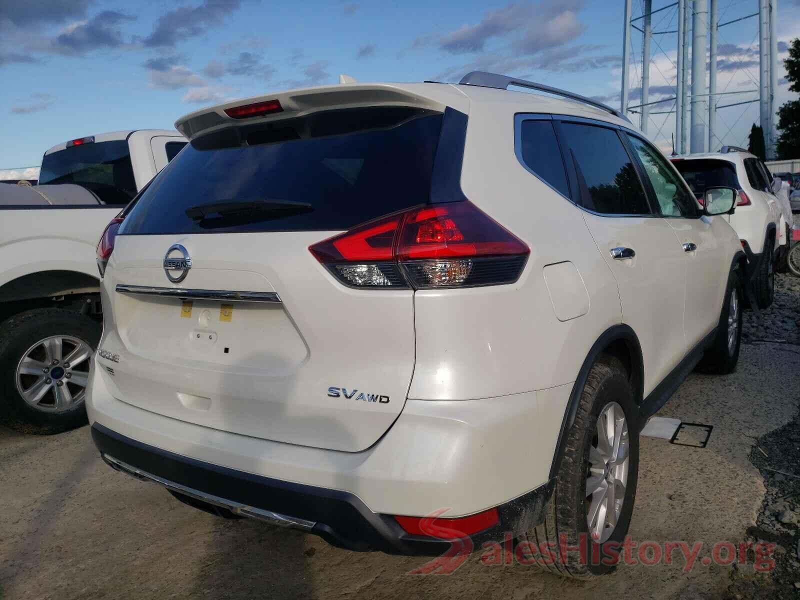 KNMAT2MV8JP567370 2018 NISSAN ROGUE