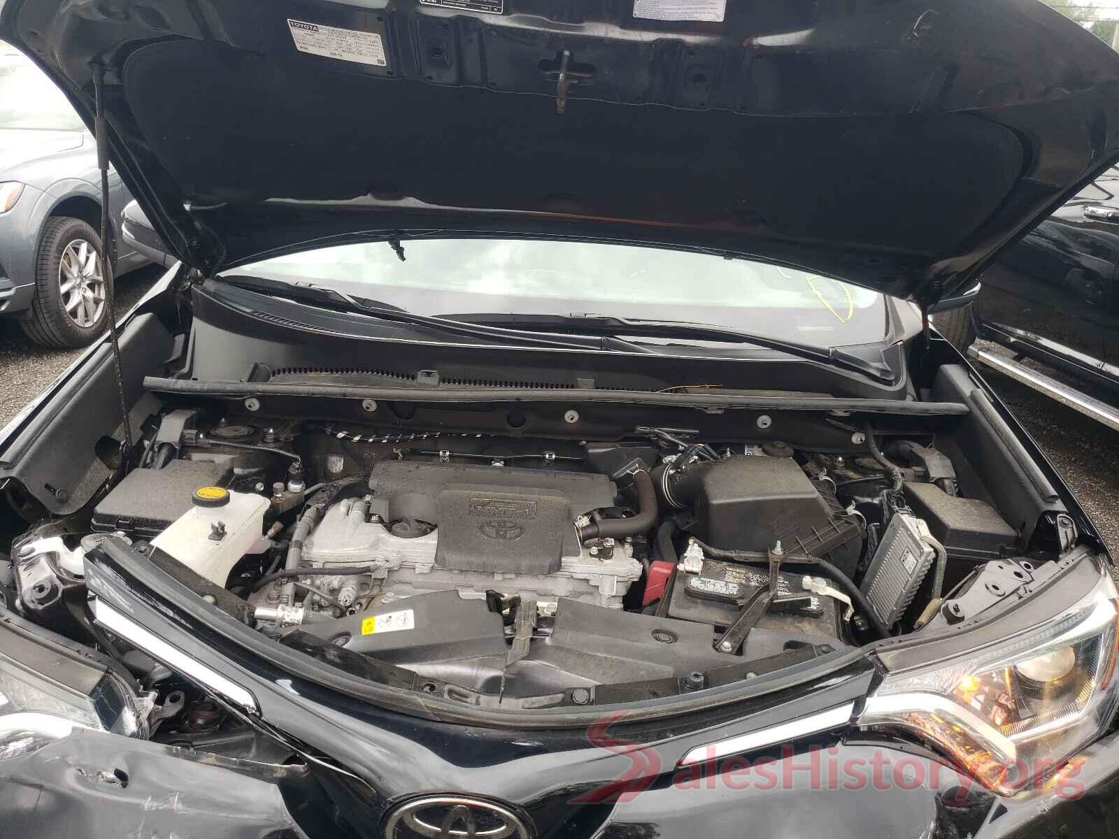 2T3RFREV9JW856280 2018 TOYOTA RAV4