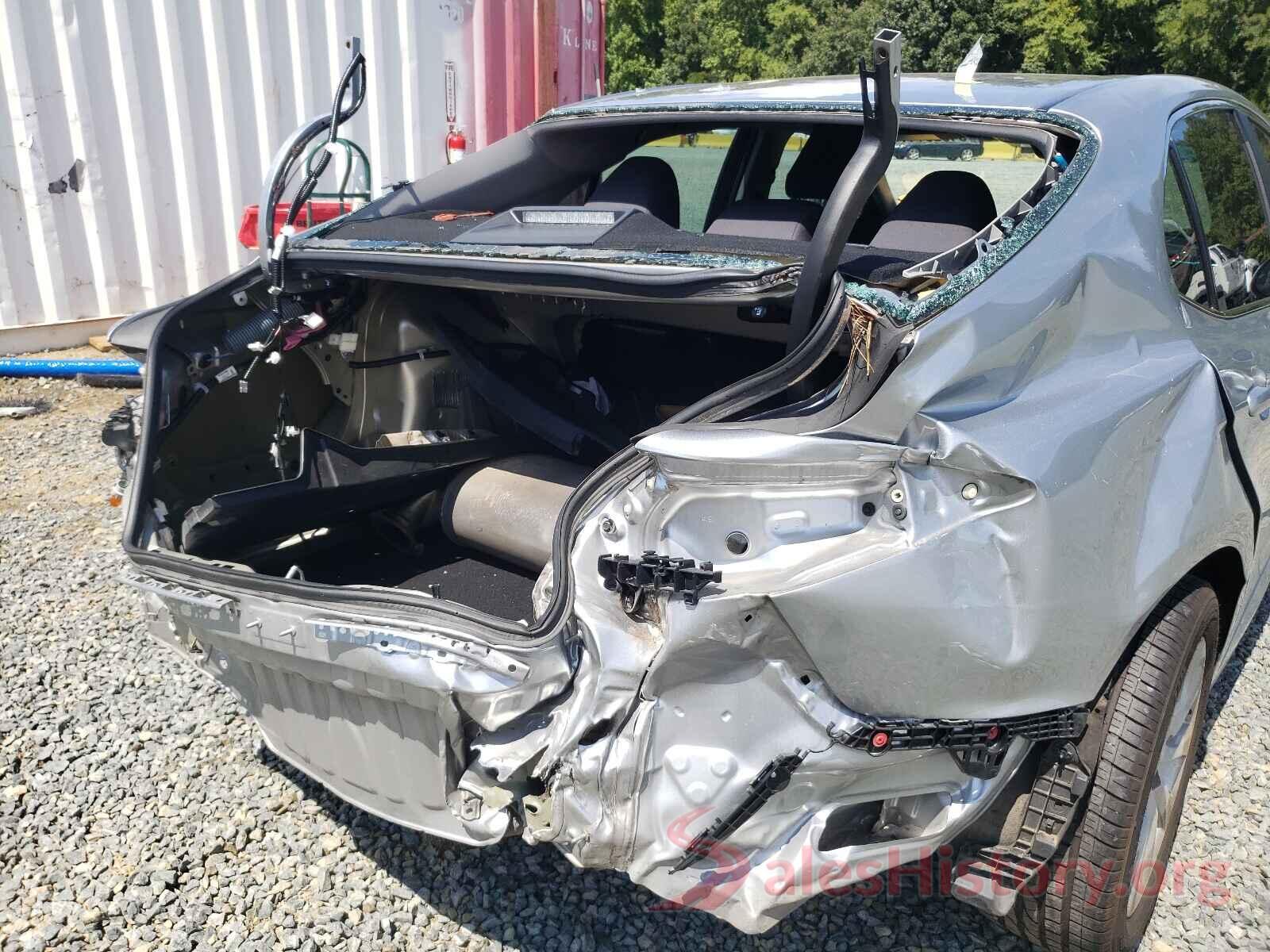 4T1B11HK6JU578871 2018 TOYOTA CAMRY