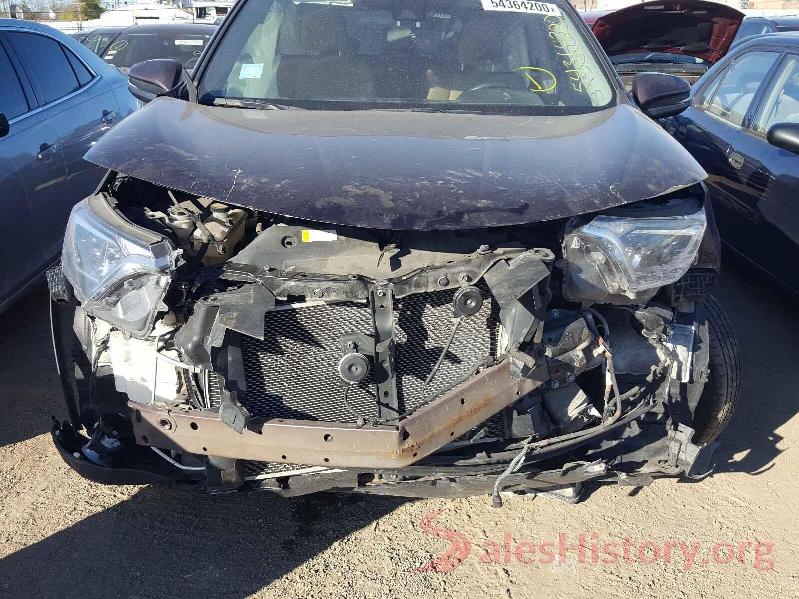 2T3RFREV1HW651885 2017 TOYOTA RAV4