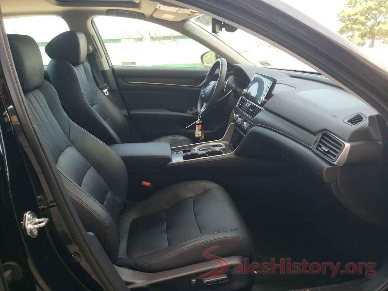 1HGCV2F56JA033059 2018 HONDA ACCORD