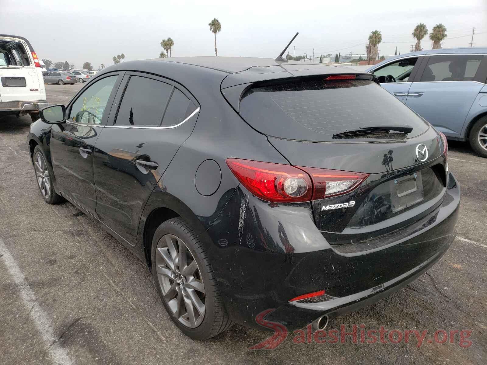 3MZBN1L39JM241573 2018 MAZDA 3