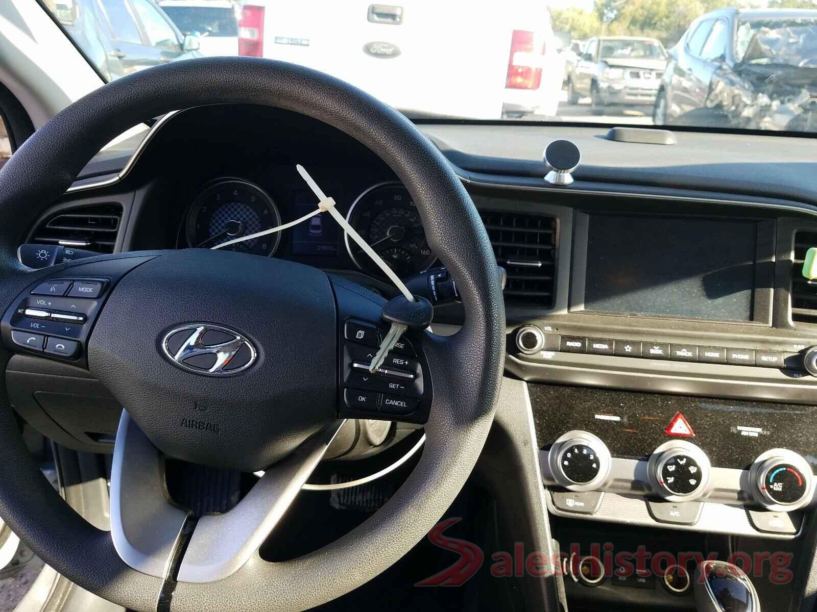 5NPD84LF9KH455243 2019 HYUNDAI ELANTRA