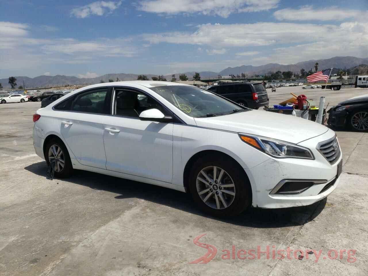 5NPE24AF0HH582156 2017 HYUNDAI SONATA