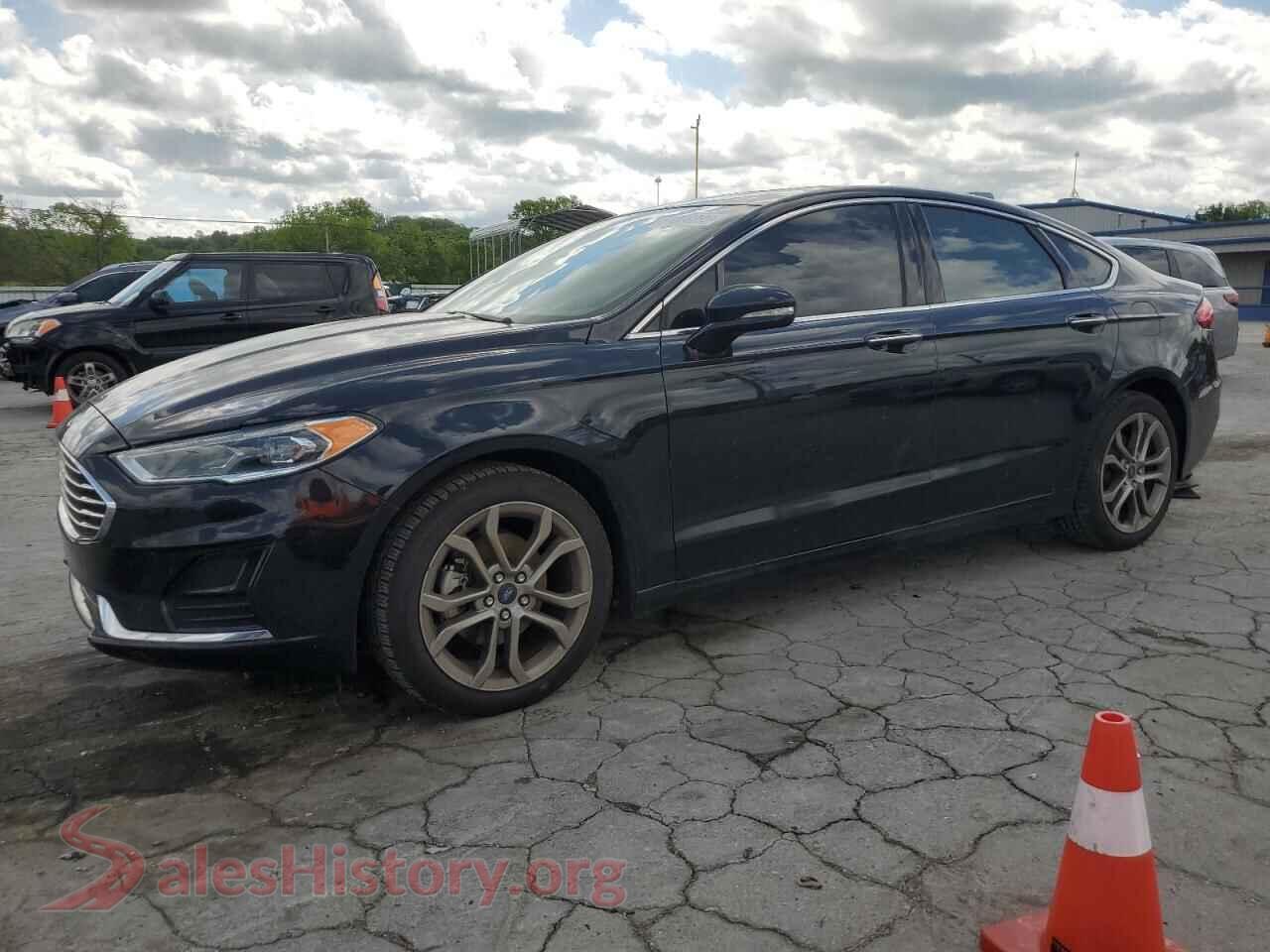 2019 FORD FUSION VIN 3FA6P0CD2KR147322, auction photo