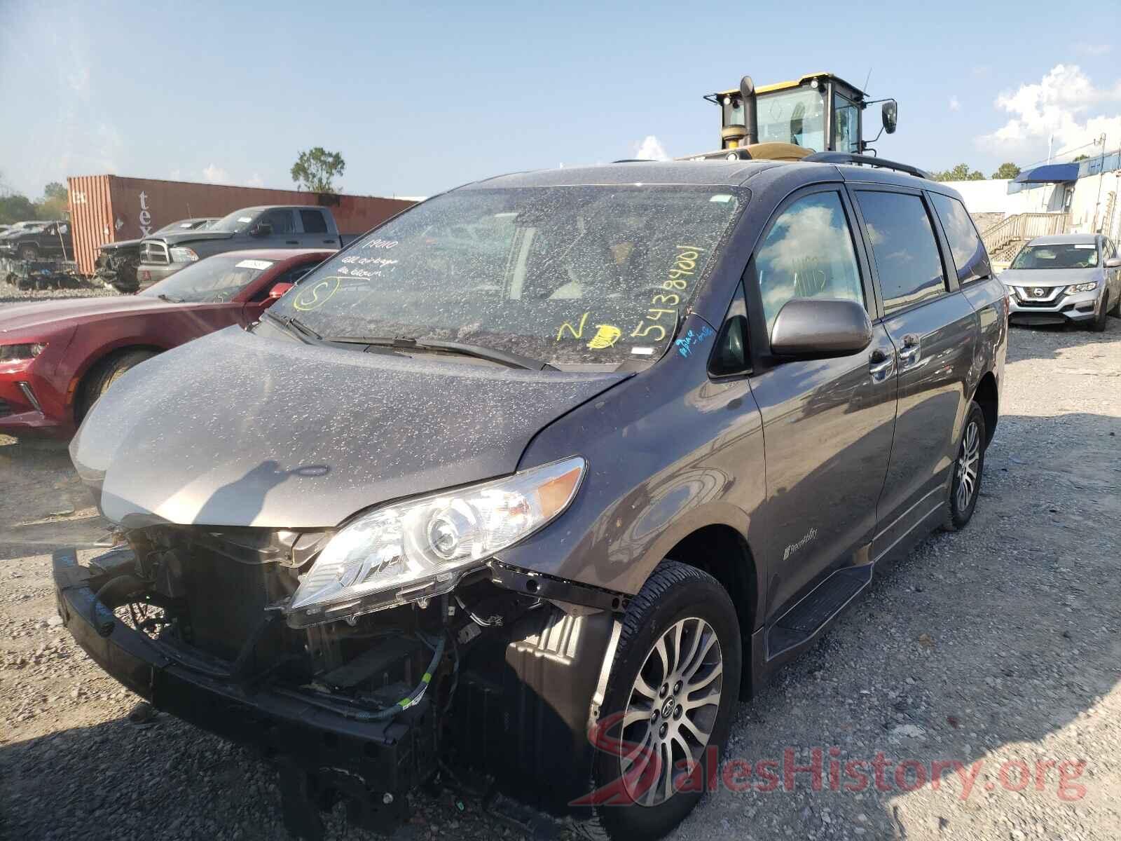 5TDYZ3DC8JS949146 2018 TOYOTA SIENNA