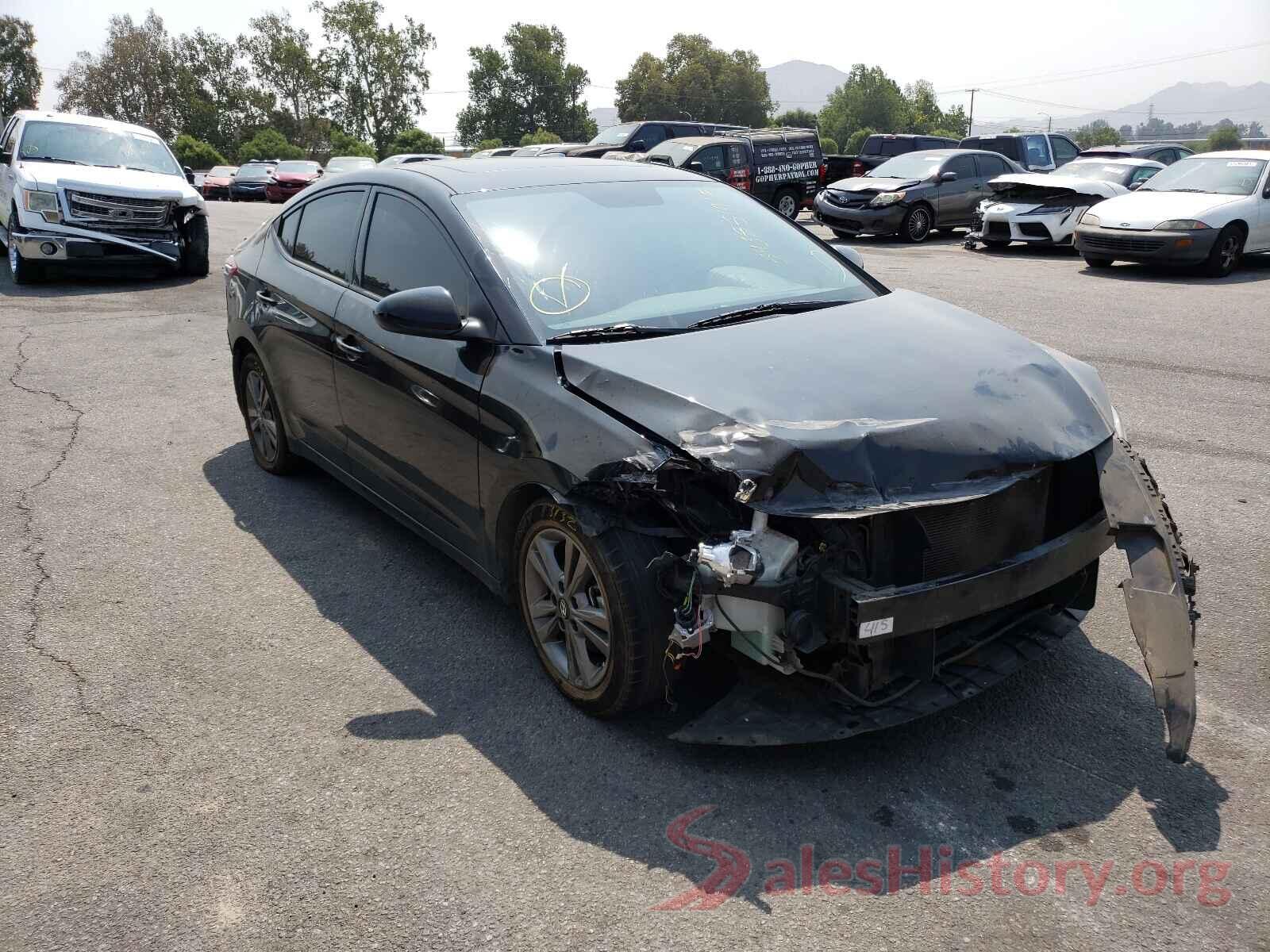 5NPD84LFXJH393799 2018 HYUNDAI ELANTRA