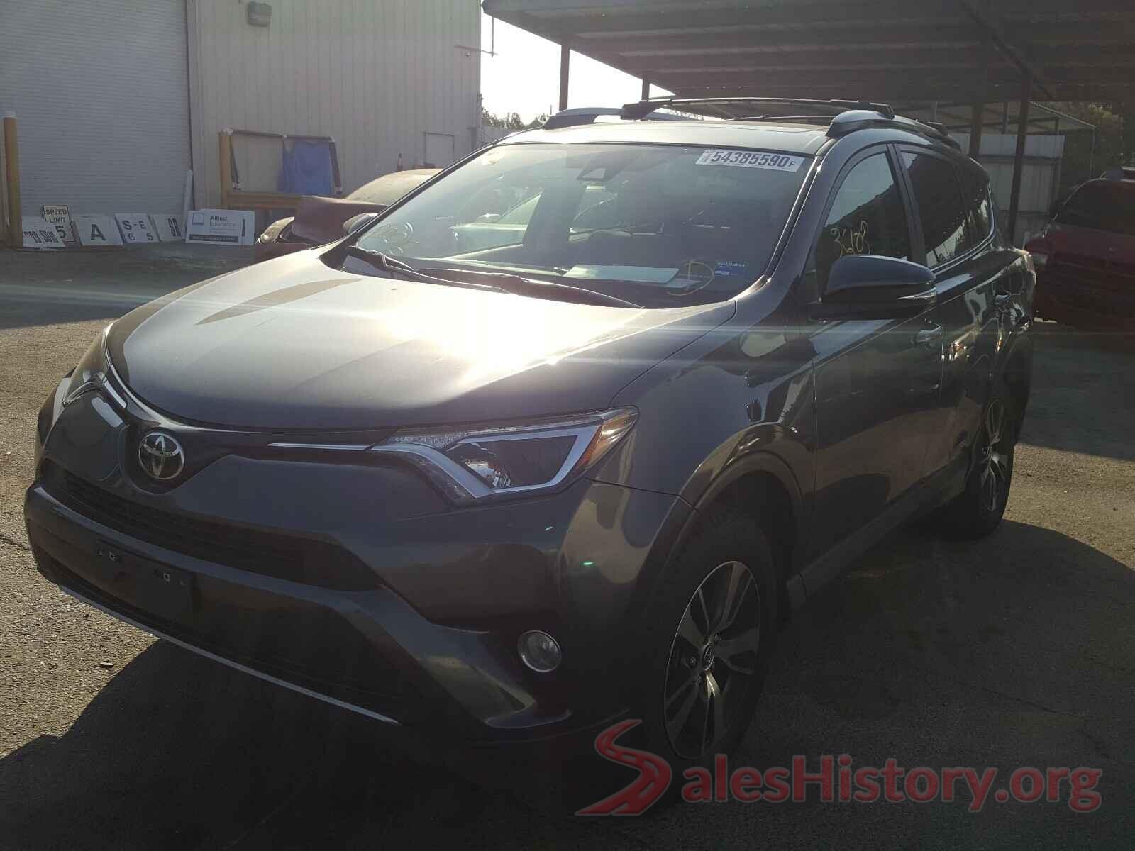 JTMRFREV8HD202099 2017 TOYOTA RAV4