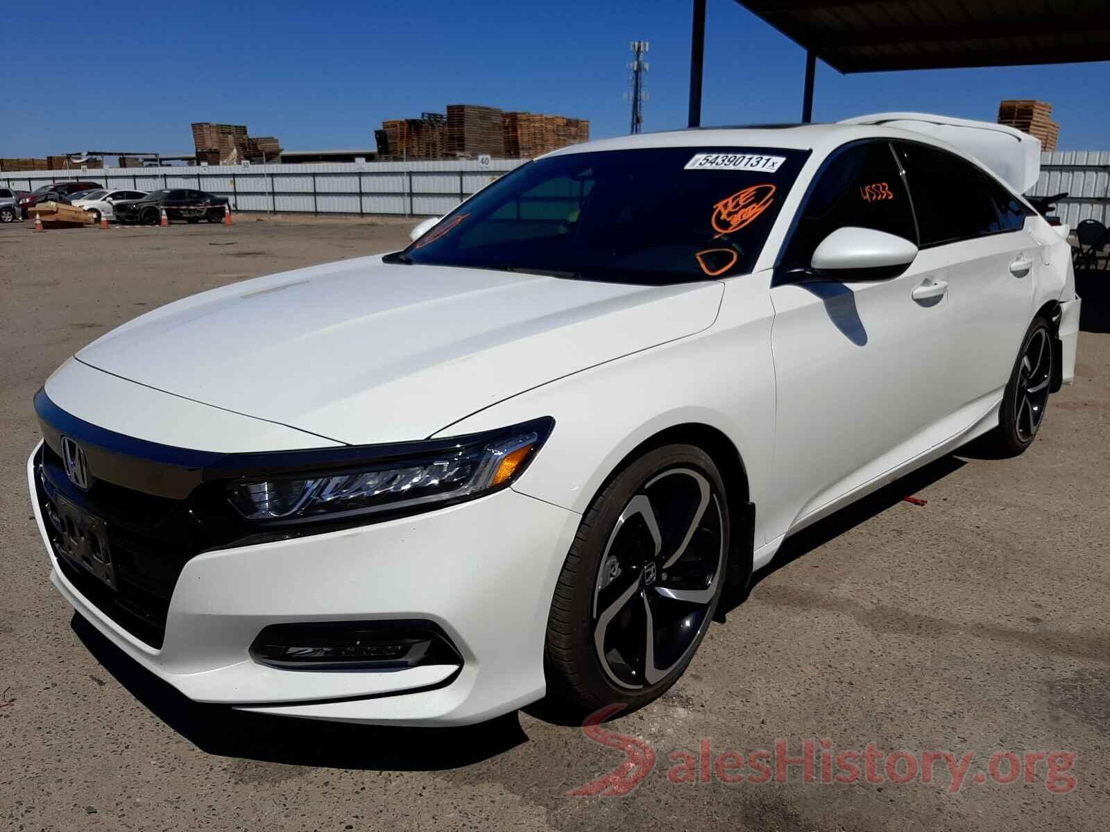 1HGCV2F3XJA013718 2018 HONDA ACCORD