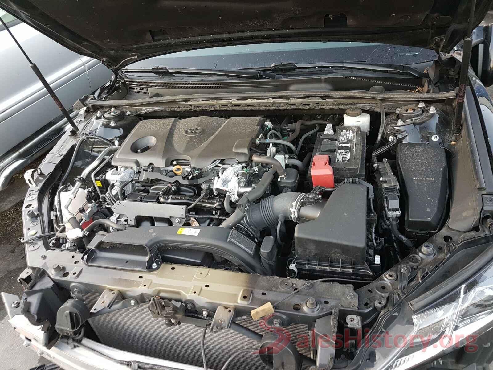 4T1B11HK1JU133728 2018 TOYOTA CAMRY